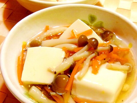 めんつゆで簡単！豆腐のしめじあん煮
